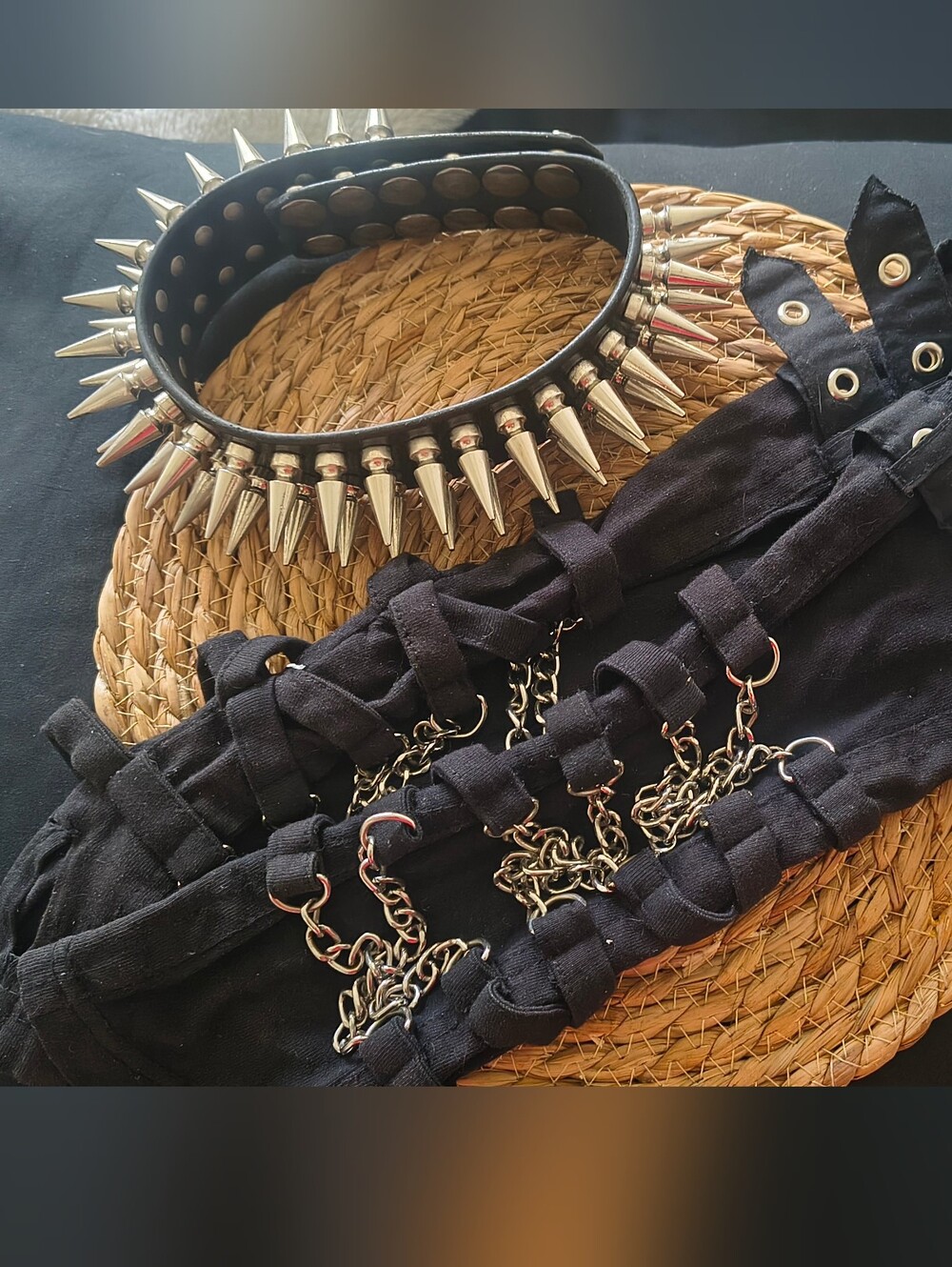 AUTHENTIC ADJUSTABLE LEATHER REAL SPIKED CHOKER AND ARM WARMERS WITH CHAINS